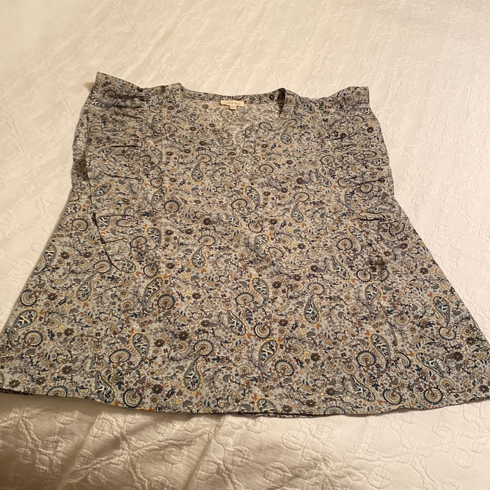 Ruffled top